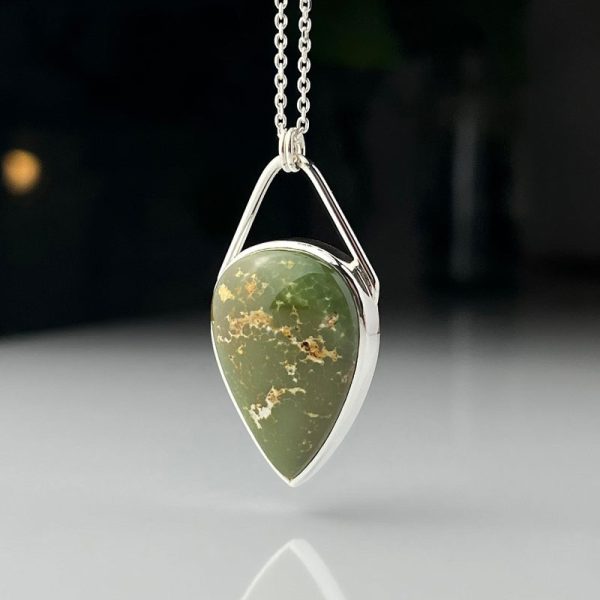 Green-turquoise-pendant